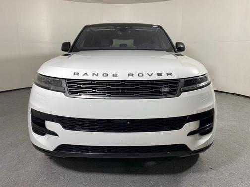 2023 Land Rover Range Rover Sport SE