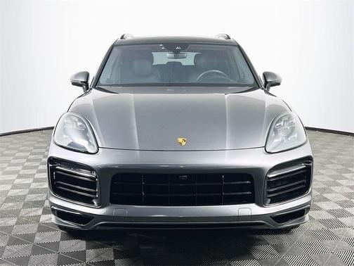 2022 Porsche Cayenne GTS