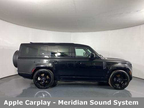 2024 Land Rover Defender P400 X-Dynamic SE