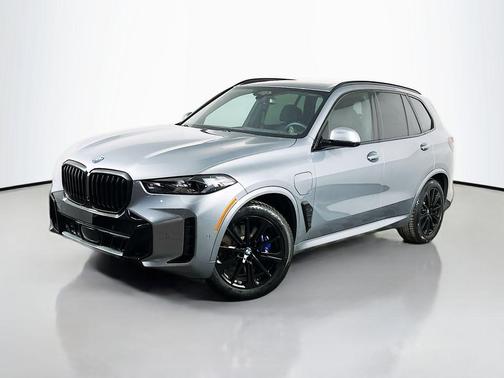 Skyscraper Gray Metallic 2024 BMW X5 PHEV xDrive50e