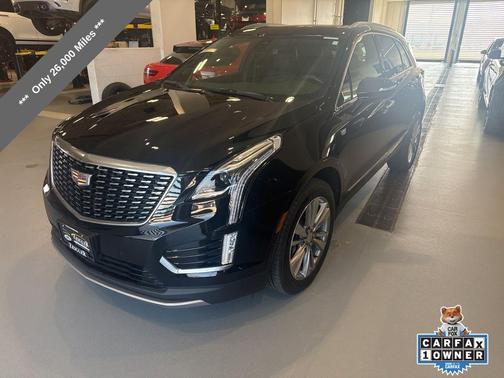 Stellar Black Metallic 2023 Cadillac XT5 Premium Luxury