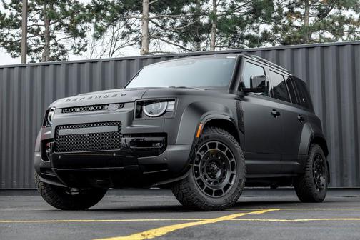 Narvik Black 2026 Land Rover Defender OCTA EDITION