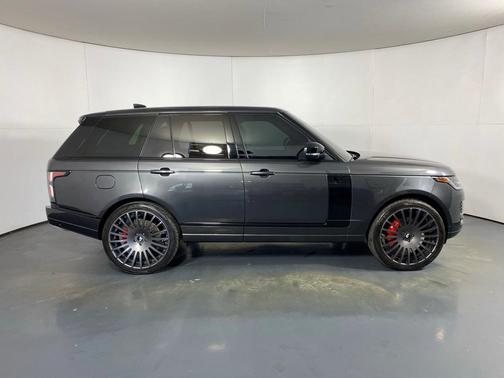 2020 Land Rover Range Rover P525 HSE