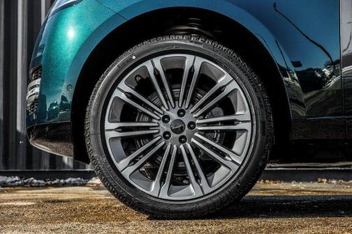 2026 Land Rover Range Rover P530 SE 7 Seat