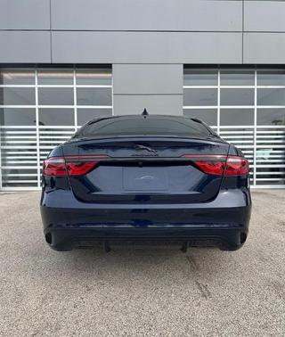 2024 Jaguar XF R-Dynamic SE