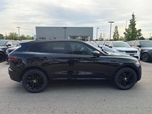Santorini Black 2022 Jaguar F-PACE S