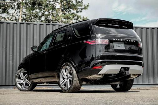 2025 Land Rover Discovery P360 Metropolitan Edition