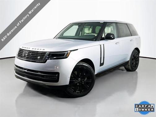 2025 Land Rover Range Rover P550e Autobiography