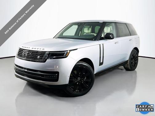 2025 Land Rover Range Rover P550e Autobiography