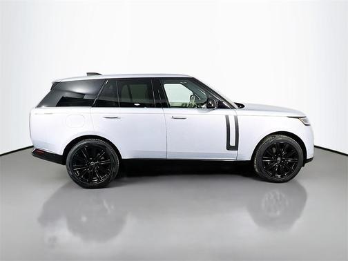 2025 Land Rover Range Rover P550e Autobiography