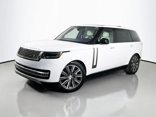 Fuji White 2023 Land Rover Range Rover P400 SE