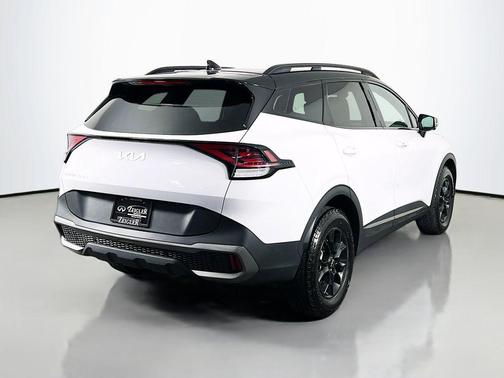 Glacier White Pearl 2024 Kia Sportage X-Pro Prestige