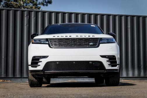 2026 Land Rover Range Rover Velar Dynamic SE
