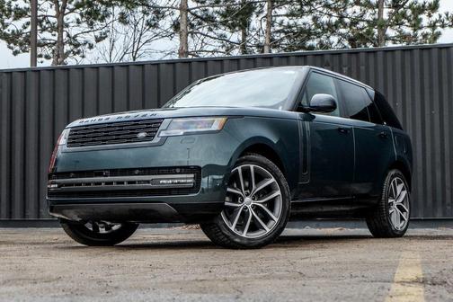 2025 Land Rover Range Rover P550e SE