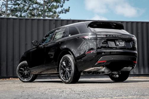 2026 Land Rover Range Rover Velar P250 Dynamic SE