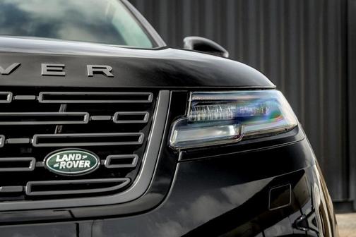 2026 Land Rover Range Rover Velar P250 Dynamic SE