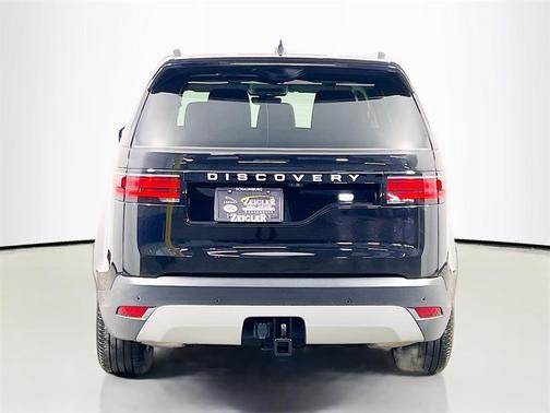 2024 Land Rover Discovery P300 S