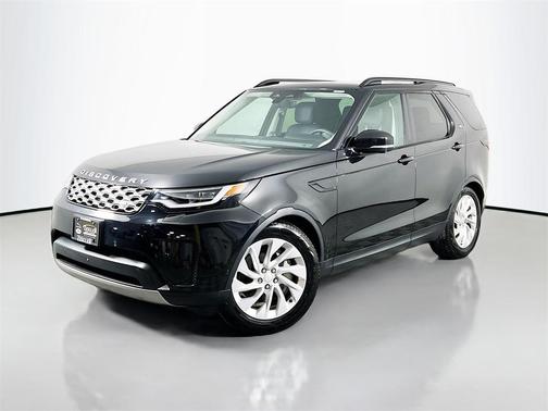 2024 Land Rover Discovery P300 S