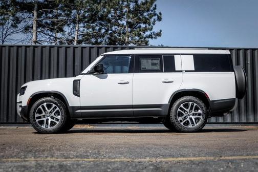 2025 Land Rover Defender P300 S