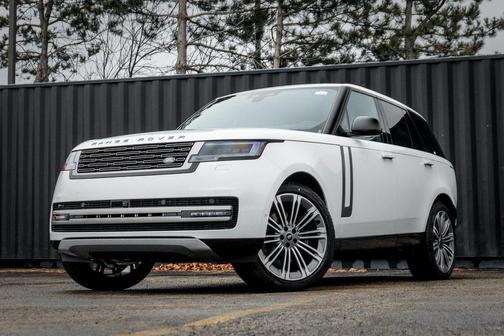 2025 Land Rover Range Rover P530 SE