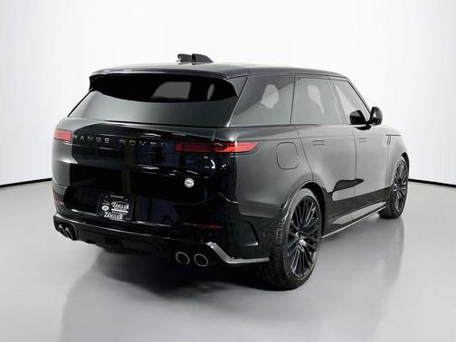 Obsidian Black In Gloss Finish 2024 Land Rover Range Rover Sport EDITION ONE