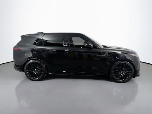 Obsidian Black In Gloss Finish 2024 Land Rover Range Rover Sport EDITION ONE