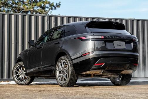2026 Land Rover Range Rover Velar P400 Dynamic SE