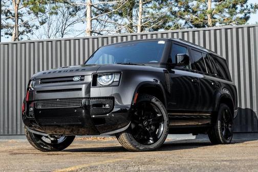 2025 Land Rover Defender P400 X-Dynamic SE