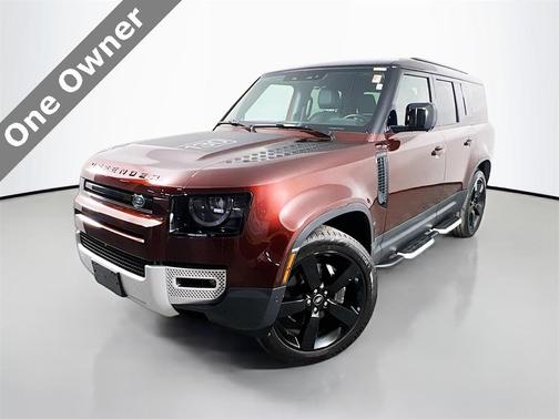 2023 Land Rover Defender SE