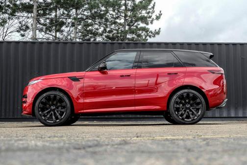 Firenze Red 2026 Land Rover Range Rover Sport P400 Dynamic SE
