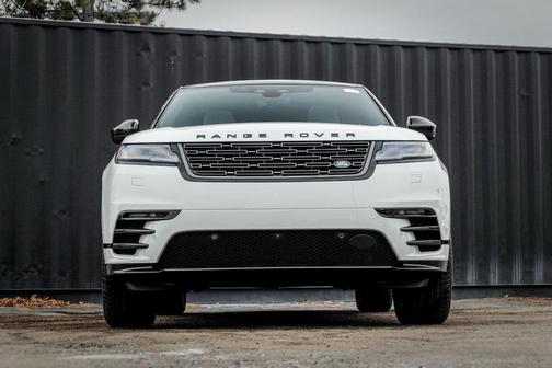 2026 Land Rover Range Rover Velar Dynamic SE