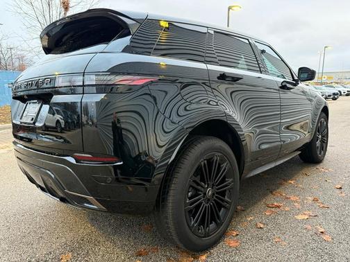 2024 Land Rover Range Rover Evoque Dynamic SE