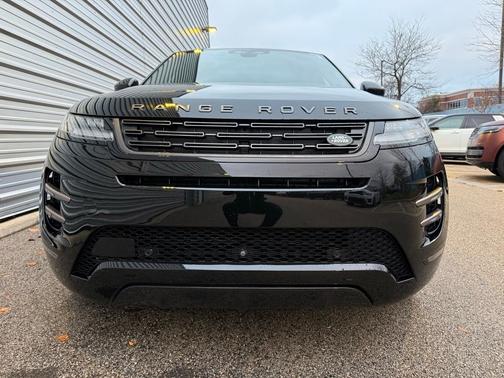 2024 Land Rover Range Rover Evoque Dynamic SE