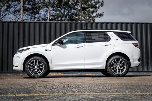 2025 Land Rover Discovery Sport S