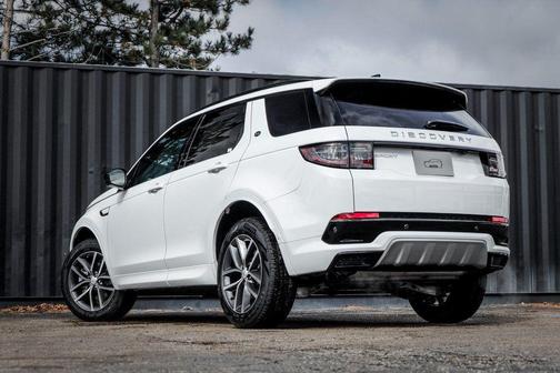 2025 Land Rover Discovery Sport S