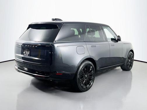 Carpathian Grey 2025 Land Rover Range Rover P530 SE