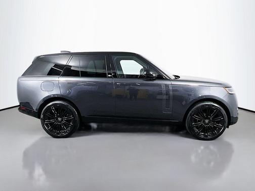 Carpathian Grey 2025 Land Rover Range Rover P530 SE