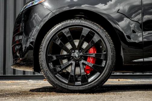 2025 Land Rover Range Rover Sport P460 Dynamic SE