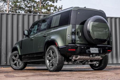 2026 Land Rover Defender P400 X-Dynamic SE