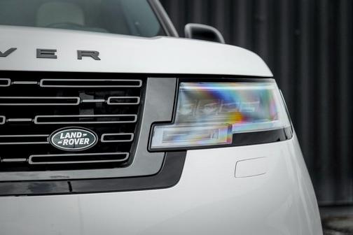 2025 Land Rover Range Rover P400 SE