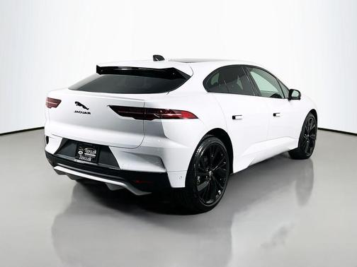 Ostuni Pearl White 2024 Jaguar I-PACE R-Dynamic HSE