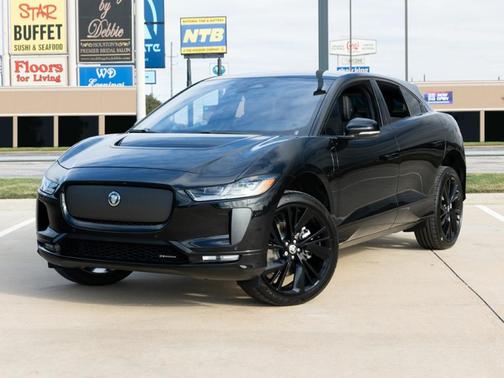 Ostuni Pearl White 2024 Jaguar I-PACE R-Dynamic HSE