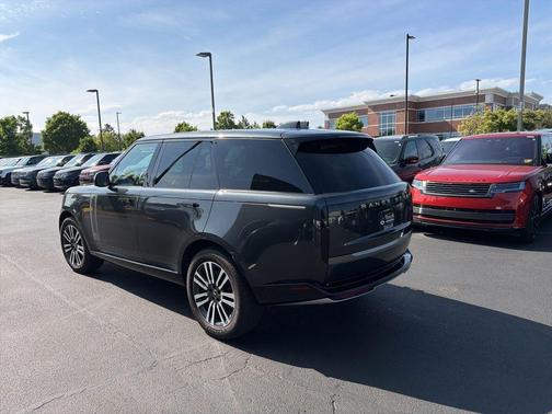 Carpathian Grey 2024 Land Rover Range Rover P530 SE