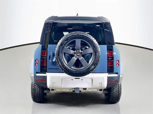 2024 Land Rover Defender 110 S