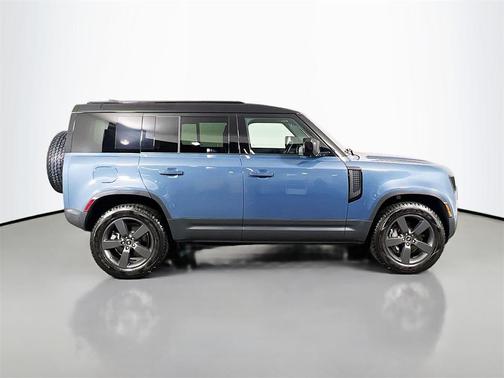 2024 Land Rover Defender 110 S