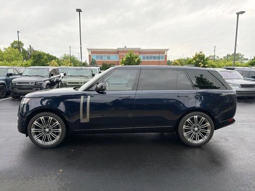 Portofino Blue 2023 Land Rover Range Rover Autobiography