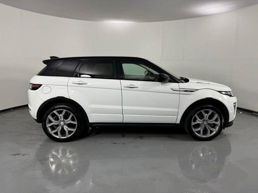 Fuji White 2017 Land Rover Range Rover Evoque Autobiography