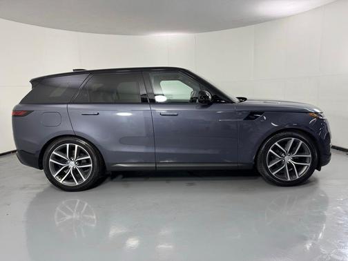 Varesine Blue 2023 Land Rover Range Rover Sport SE