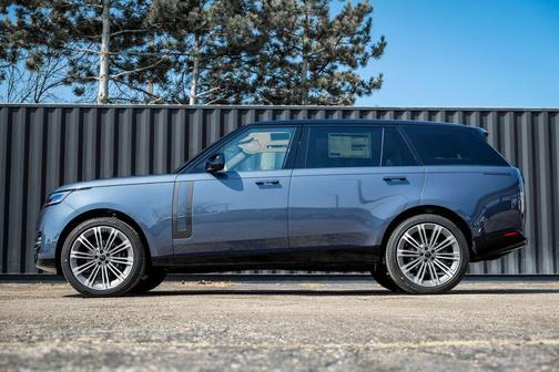 Varesine Blue 2026 Land Rover Range Rover P400 SE 7 Seat
