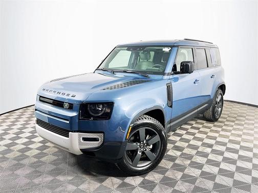 2024 Land Rover Defender P300